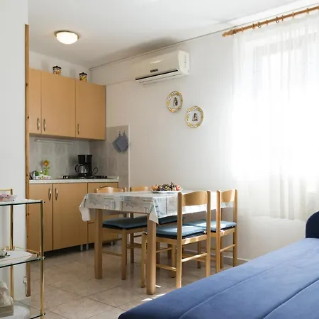 With Parking Spaces - 22814 Umag