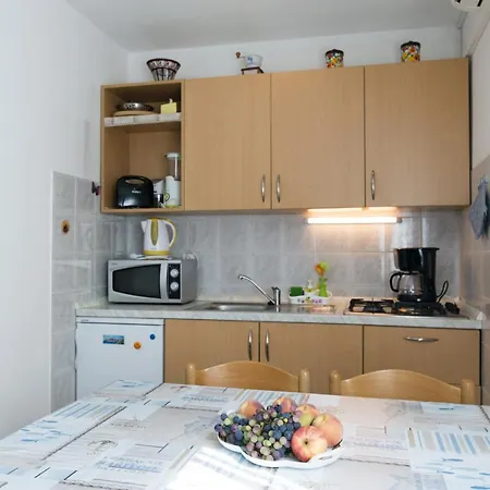 With Parking Spaces - 22814 Umag